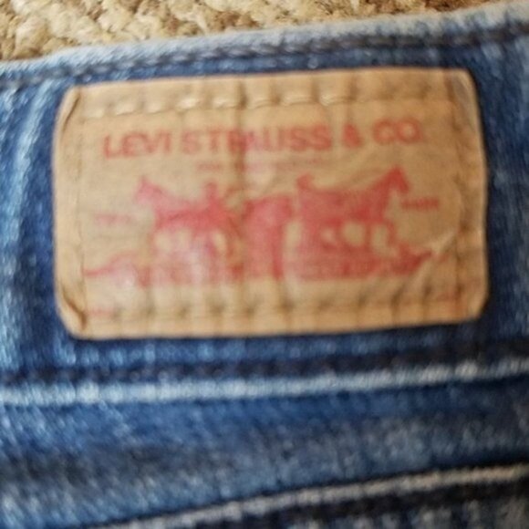 Levi's 528 Jeans Mid Rise Curvy Cut Bootcut WOMEN'S 9M Juniors Denim WOMAN'S - Picture 12 of 13